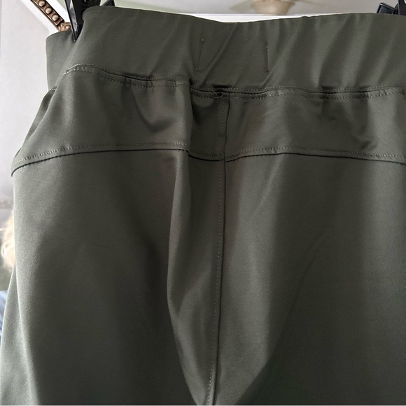 Women’s THE GREAT OUTdDOORSMAN Quilted Front Joggers Olive Green Sz M - Picture 5 of 10